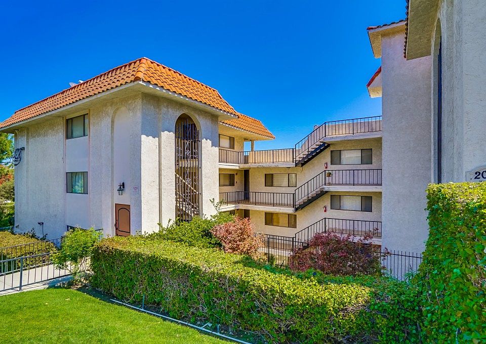 1st image of 2030 S Cabrillo Ave Unit 205