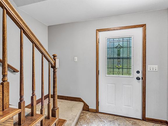 2nd image of 1128 Deerfield Ave