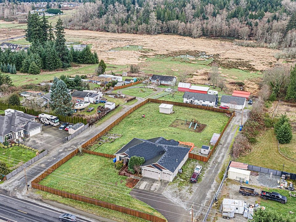 1st image of 8113 214th Avenue E