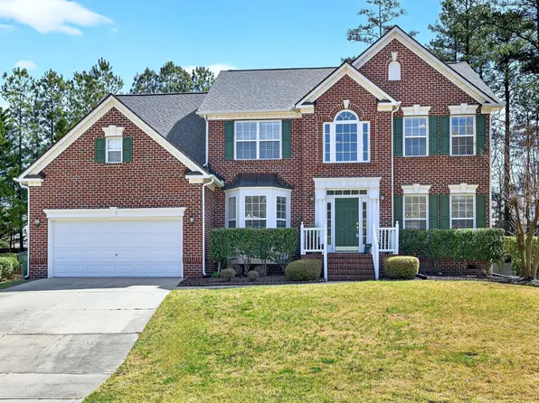 112 Natchez Ct, Cary, NC 27519