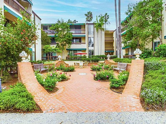2nd image of 6455 La Jolla Blvd Unit 338