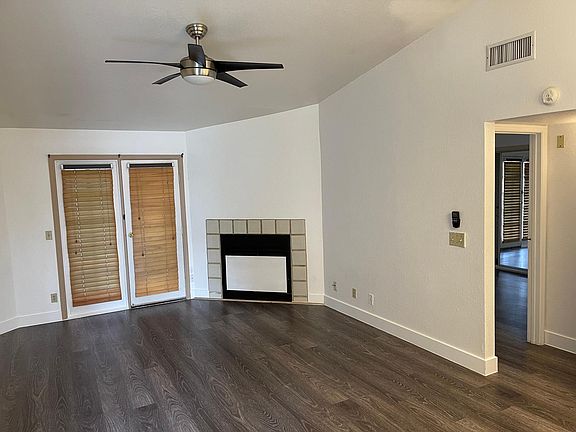 4th image of 15402 N 28th St Unit 209