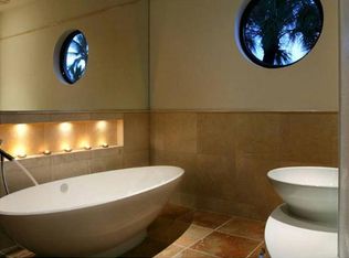 921 S Seas Plantation Rd, Captiva, FL 33924