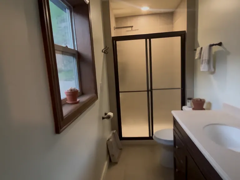 376 Eagle St — Photo 5
