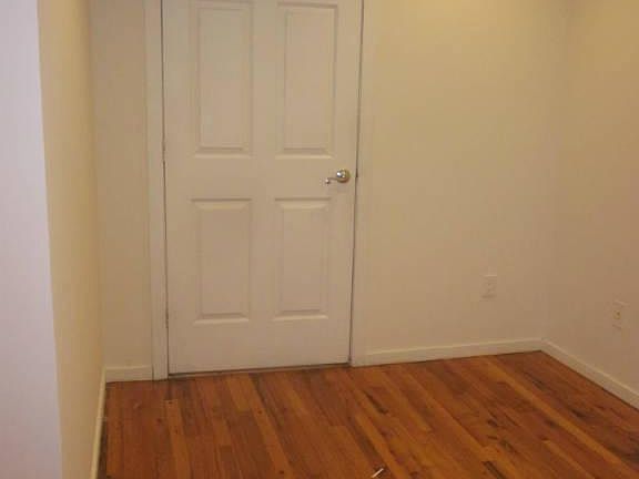 5th image of 238 E 77th St #1FRNT