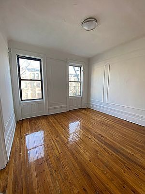 4th image of 506 W 173rd St #D2