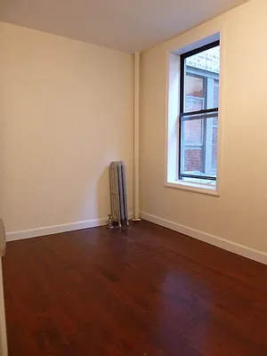 Rented by Bohemia Realty Group | media 12