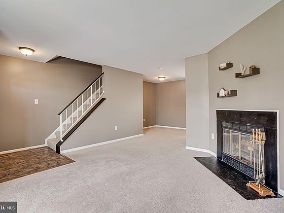5th image of 6829 Cottingham Ln