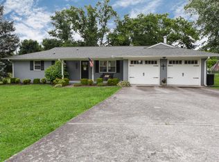 2837 Shady Ln, Maryville, TN 37803