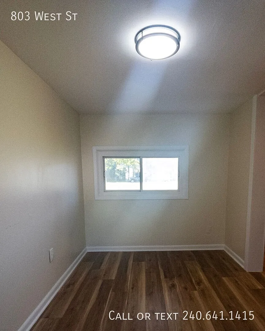 Charming 1 BR/1 BA Single-Family Home in Laurel! — Photo 3