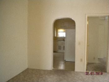 3rd image of 642 Fairview Ave N