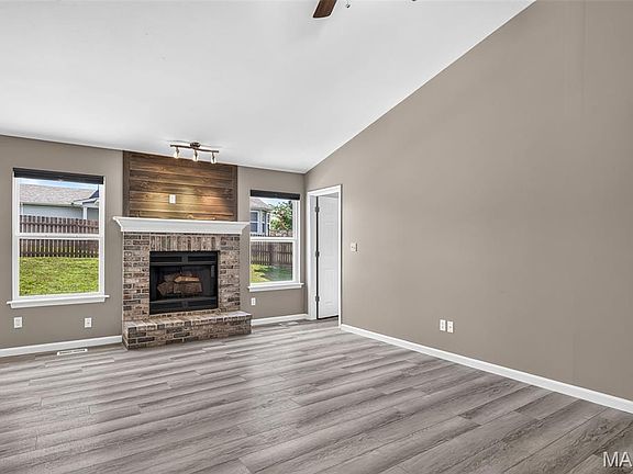 2nd image of 500 Osprey Ct