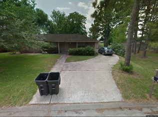 4010 Pin Oak Dr, Mont Belvieu, TX 77523