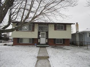 1844 Somerset Ct E, Columbus, OH 43227