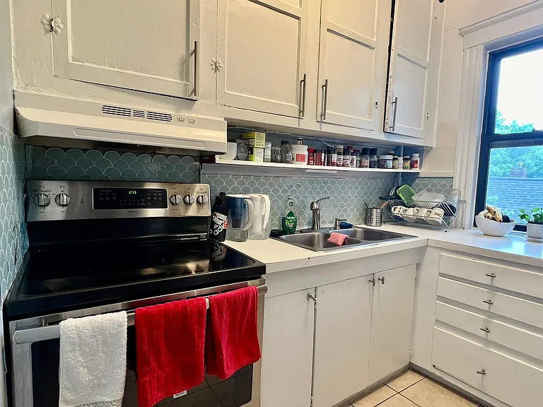 91 Winthrop Rd #1 — Photo 10