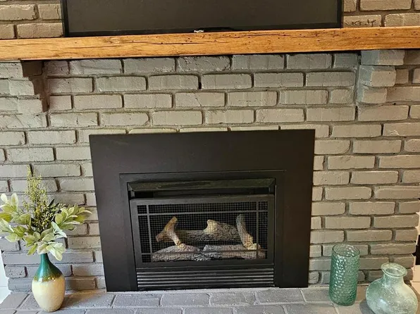 1 Sherry Lynn Ct, Hammonton, NJ 08037