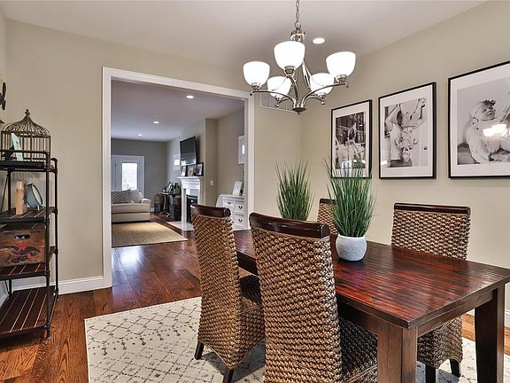 4th image of 721 Coulter Ave