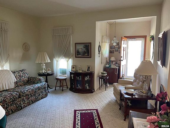 4th image of 311 W Boulevard St