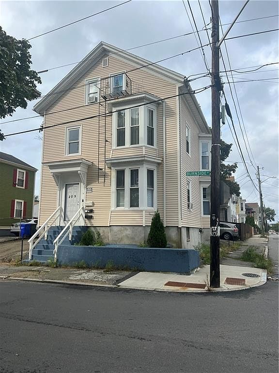 209 Burnside St, Providence, RI 02905 Zillow