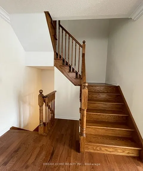 18 Yates Ave — Photo 20