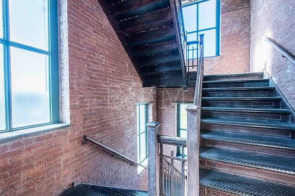 Rented by Brick&Mortar | media 10