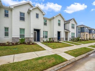 2207 Seven Oaks Blvd, Tomball, TX 77375