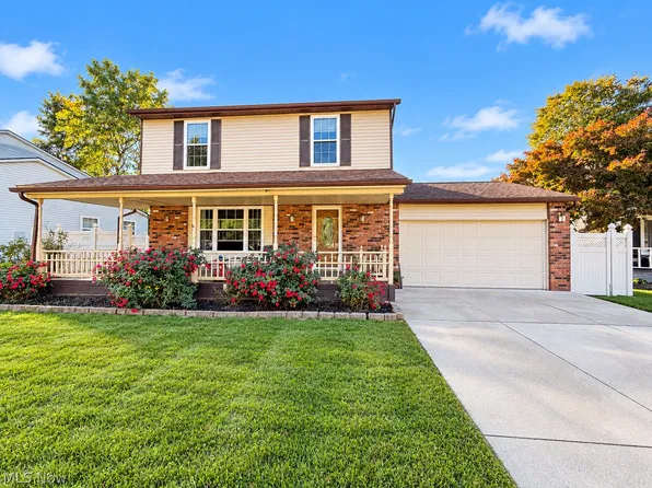 5784 Redwood Ct, Mentor On The Lake, OH 44060