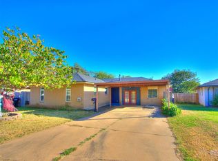 1012 NW 7th Pl, Moore, OK 73160