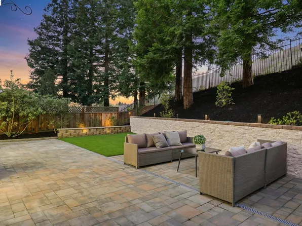 415 Eagle Valley Way, Danville, CA 94506