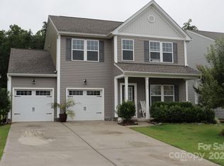 108 Fairfield Dr, Troutman, NC 28166