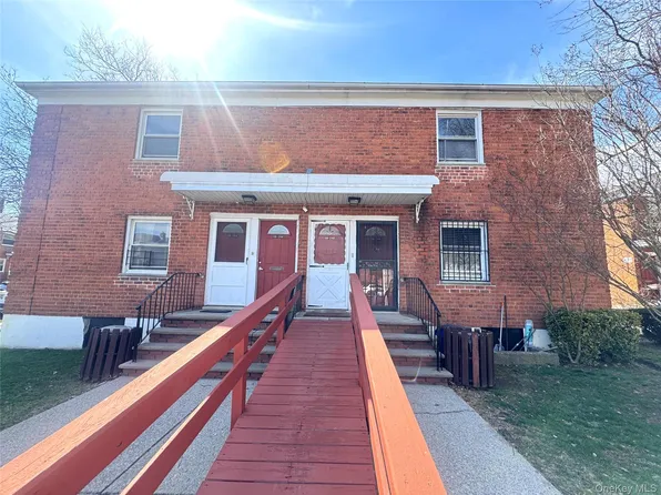 6824 140th St UNIT A, Flushing, NY 11367