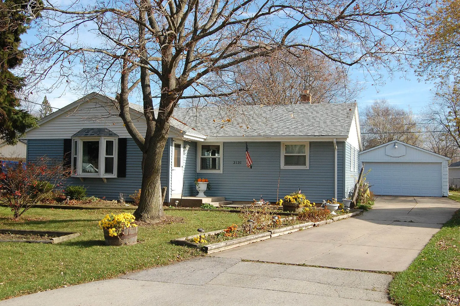 3131 Elderberry Rd photo 1