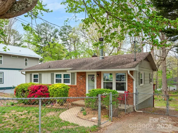 19 Evergreen Ave, Asheville, NC 28806