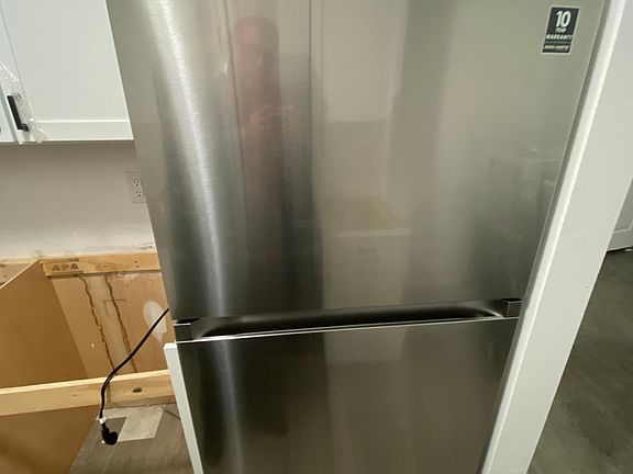 3rd image of 7414 Manor Cir APT 203