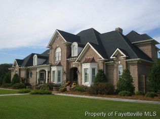 403 Grande Oak Blvd E, Lumberton, NC 28358