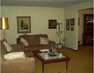 3rd image of 101 Sherwood Dr