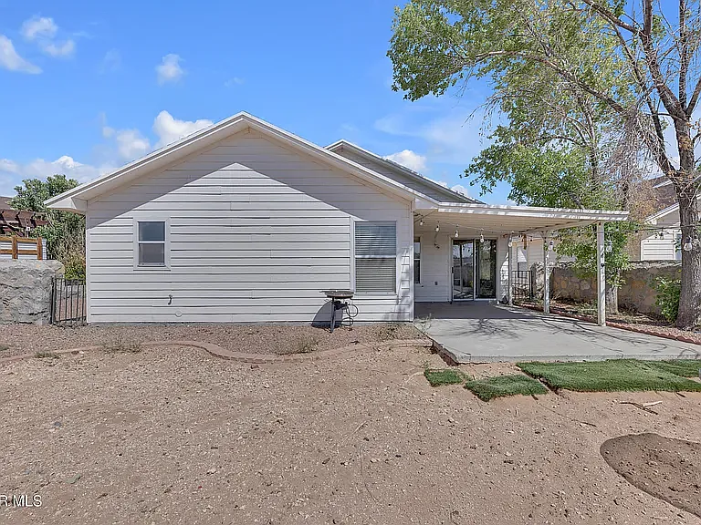 11868 Oak Crossing Dr — Photo 38