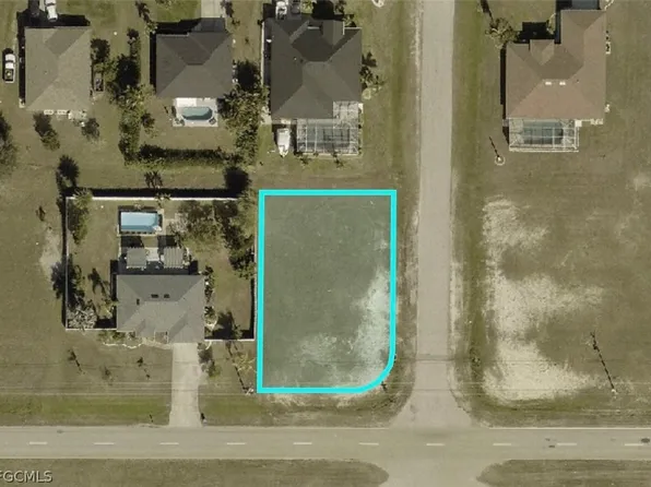 1133 Diplomat Pkwy W, Cape Coral, FL 33993