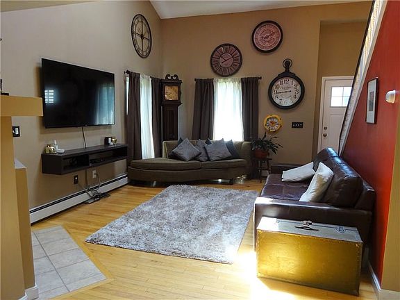 5th image of 57 Towanda Dr