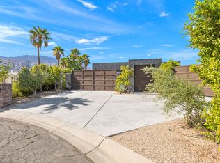 2600 E Vincentia Rd, Palm Springs, CA 92262
