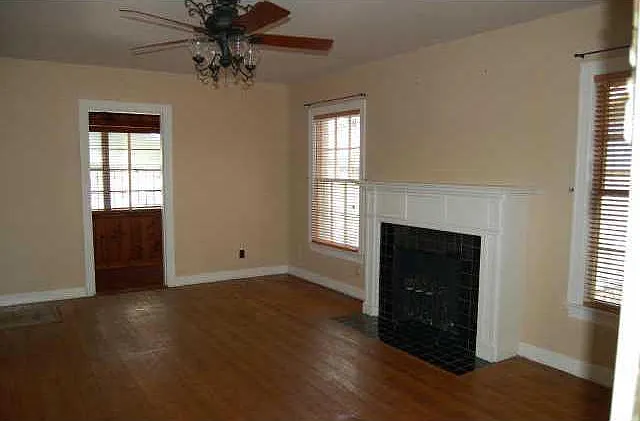 1308 Crestwood Rd #A — Photo 2