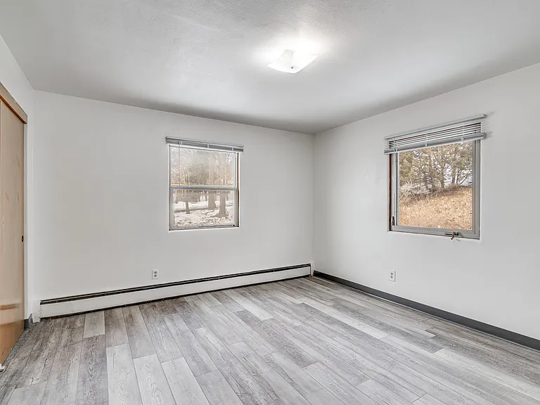 McCarron's View Apartments — Photo 41