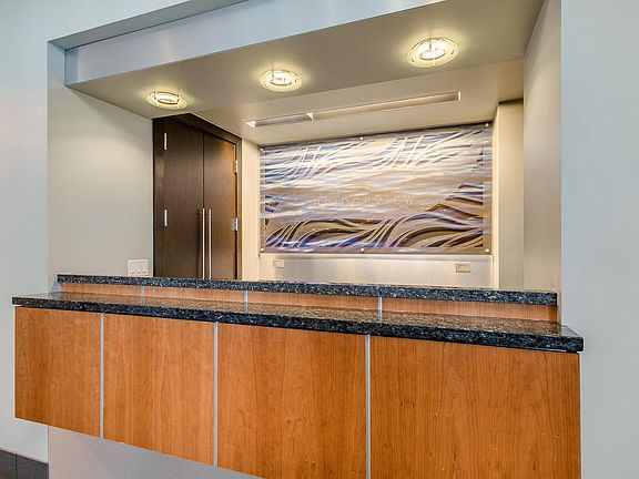 24 hr Concierge desk.