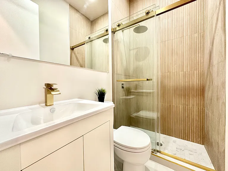 1381 Jefferson Ave #2B — Photo 6