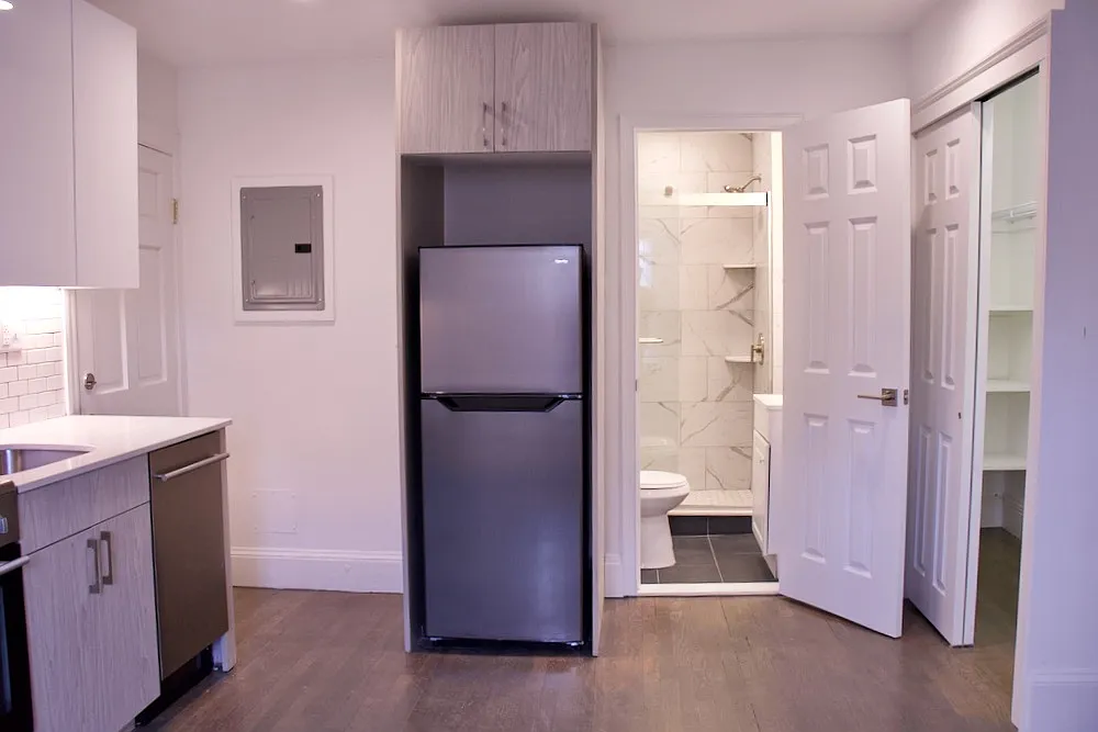 1 bed, 800 sqft, $3,200 — Photo 4