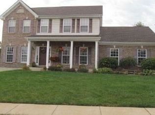 231 Meadowbrook Heights Dr, Wentzville, MO 63385