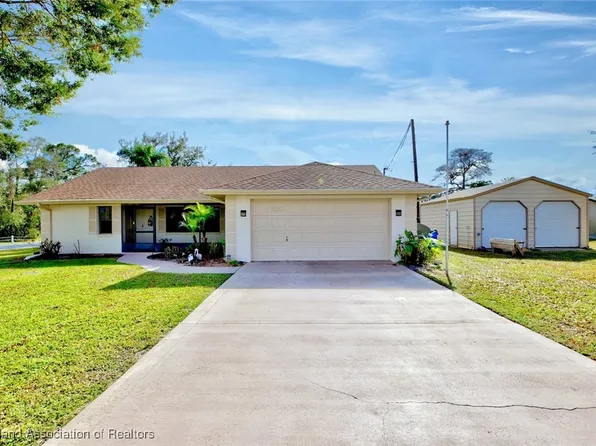 210 Lark Ave, Sebring, FL 33870