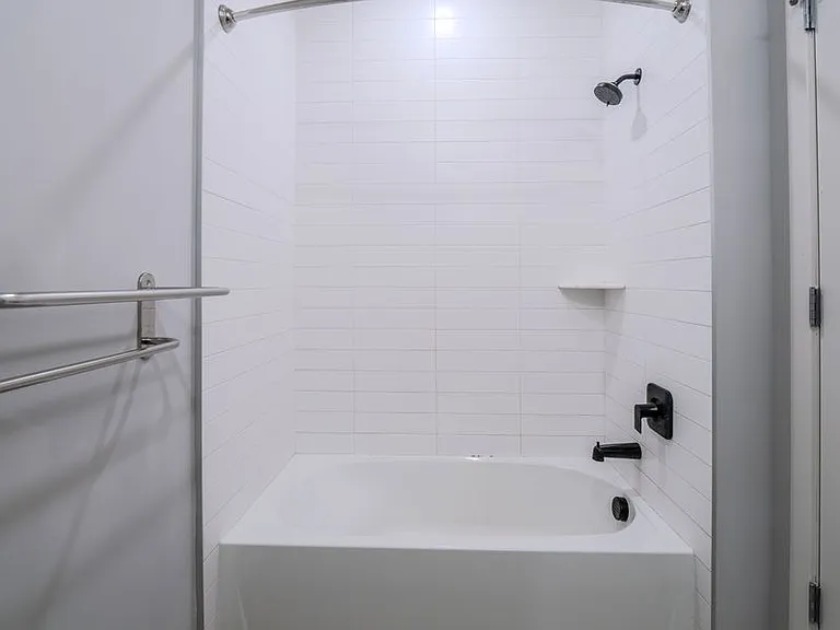 173D Morris Ave #3 — Photo 9