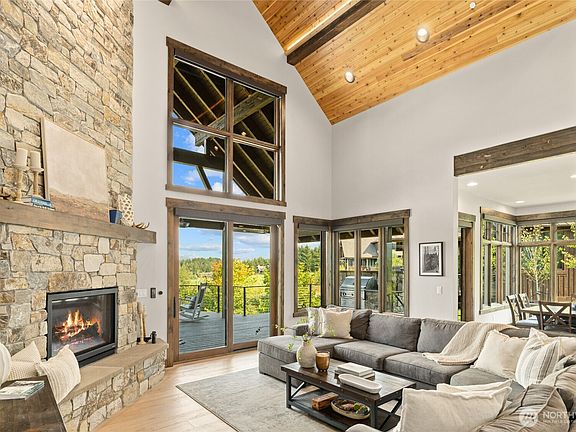 4th image of 261 Cabin Trail Drive