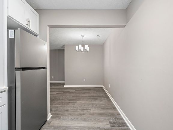 4th image of 2007 Magnolia Woods Ct Unit D